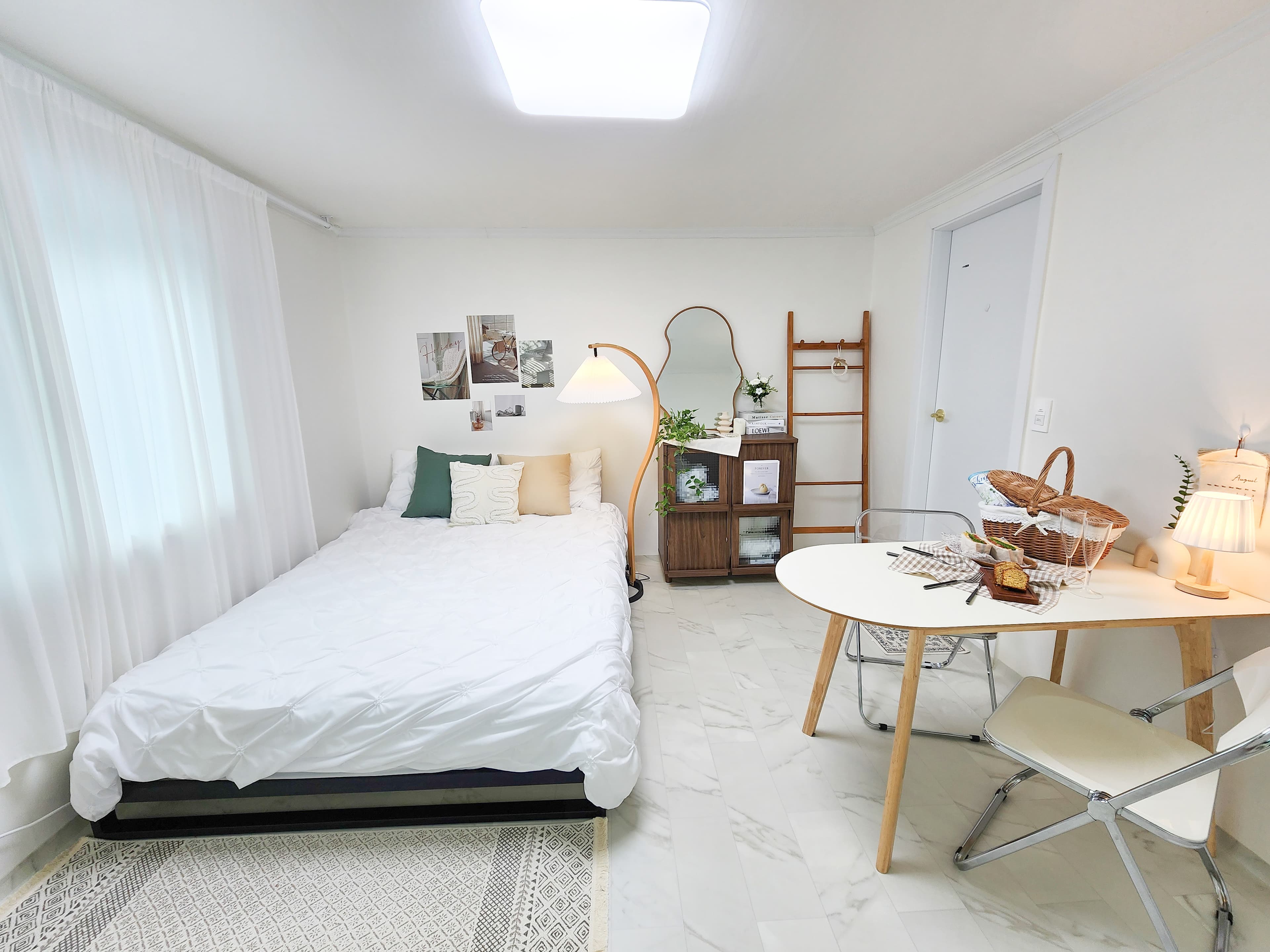 A Cozy and Romantic Korean-Style Rooftop Hideaway — photo 2 of 7