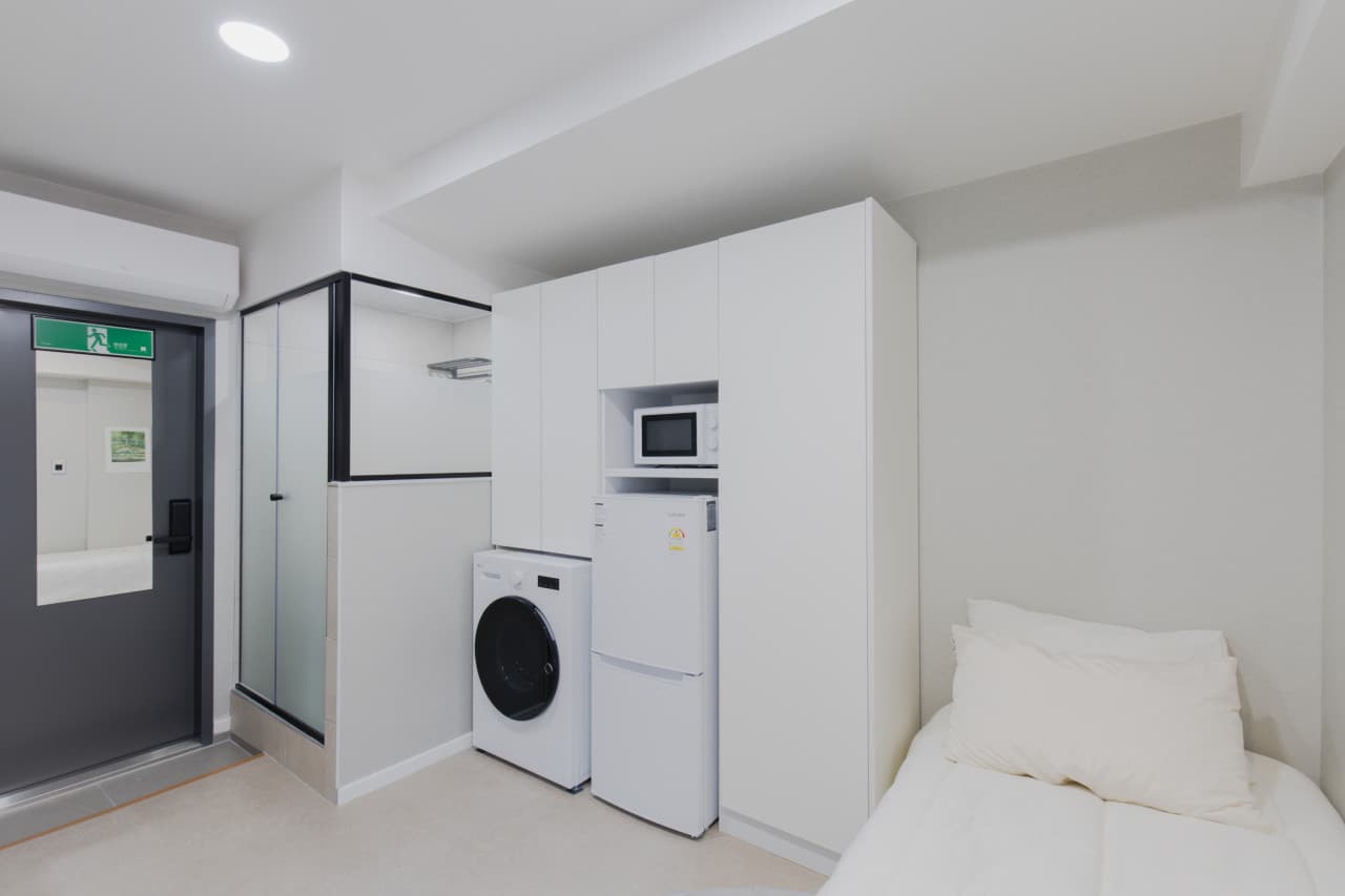 Suite Room A, B (Deposit 500,000 KRW) — photo 2 of 22