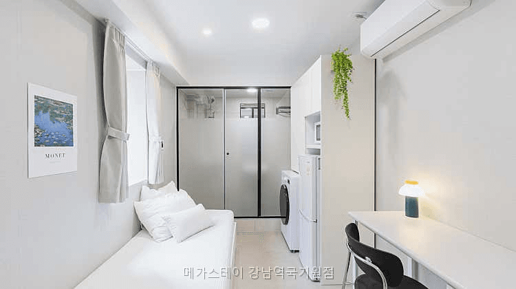 메가스테이 강남역국기원점 — photo 32 of 32