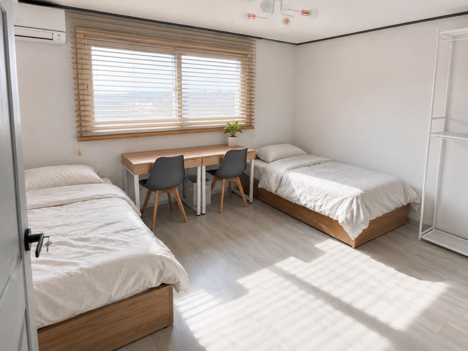 Room D-1 (1 bed in shared room for 2) — photo 2 of 7