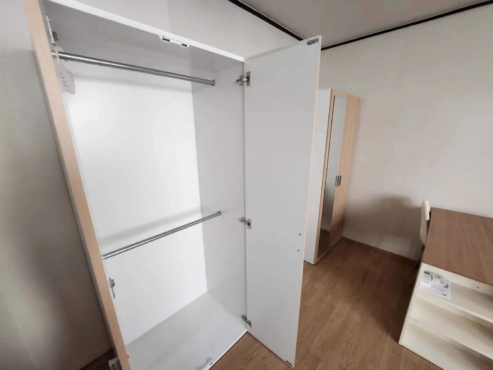 Room C-1 (1 bed in shared room for 2) — photo 6 of 6