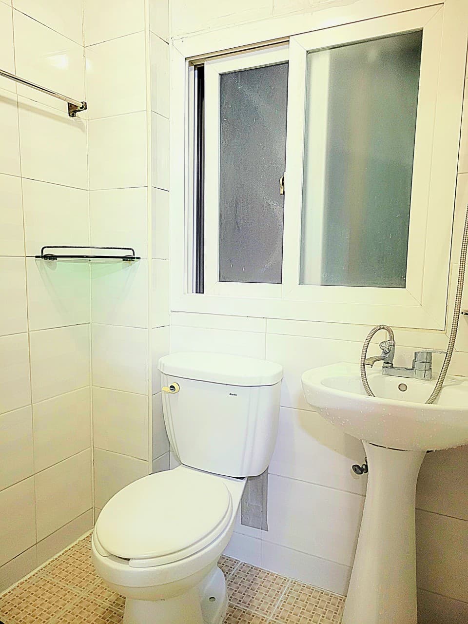 Suite Room 2nd Floor (Deposit 100,000 won) — photo 2 of 3
