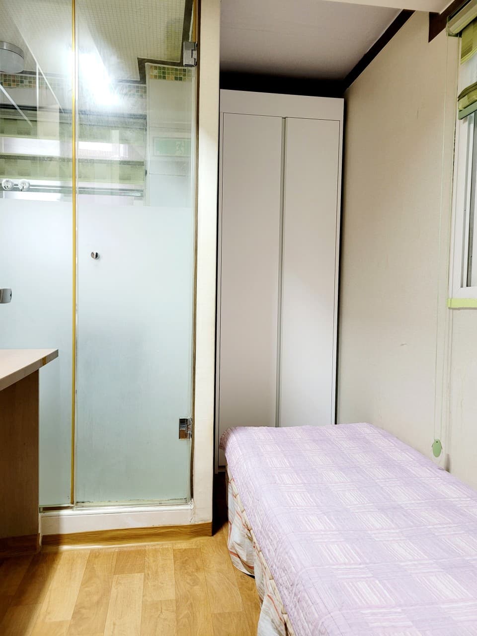 Fully Furnished Studio 4th Floor (Deposit 100,000 won) — photo 2 of 2