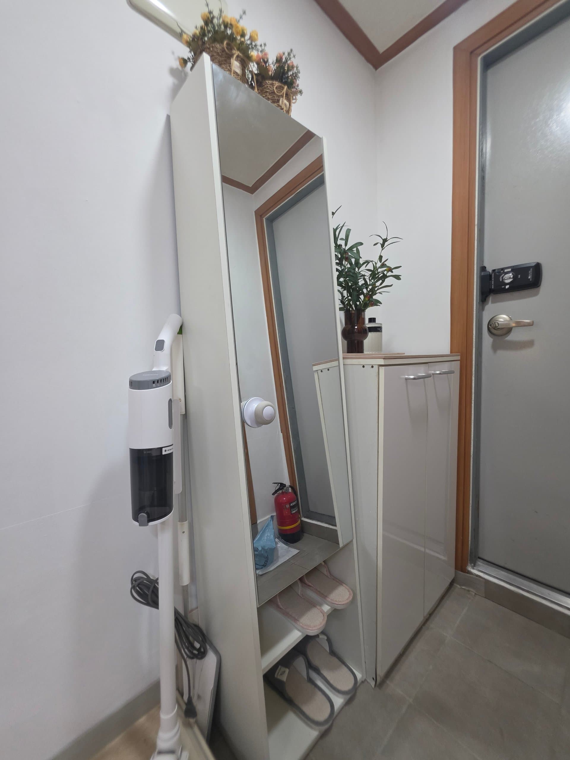 Geondaeipgu Station 2-Min Separated Studio — photo 5 of 5