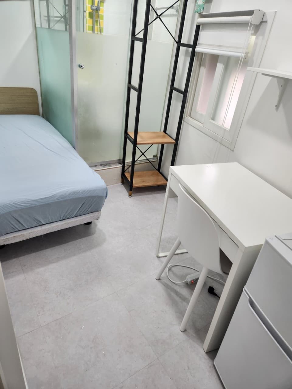 B Deluxe (Deposit 100,000 won) — photo 1 of 5