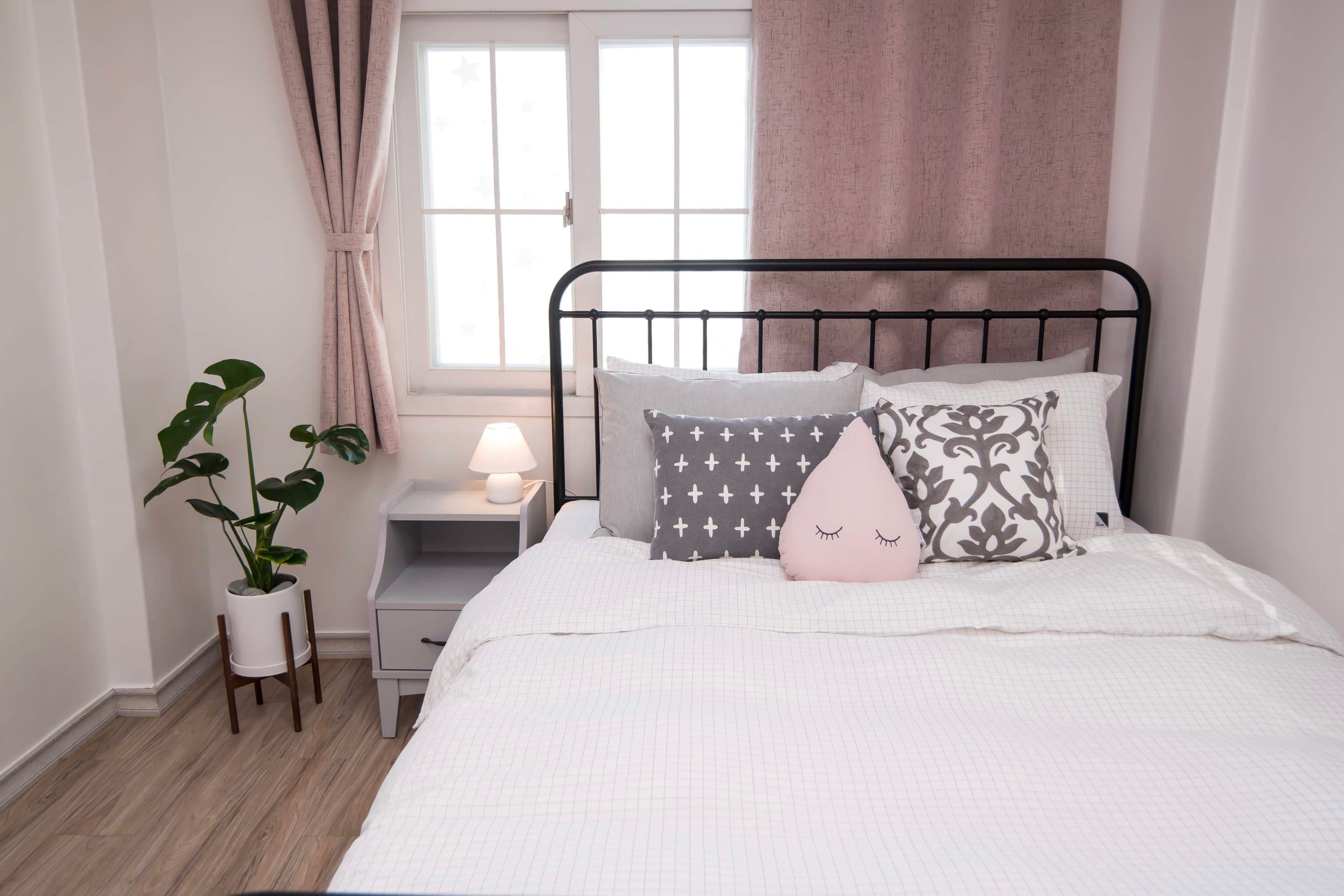 Two-room house in Hongdae main street — photo 2 of 29