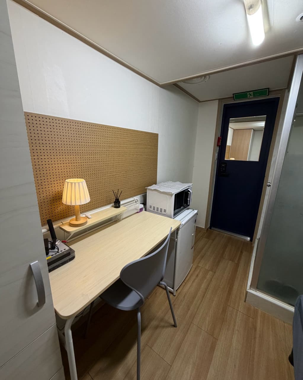 Premium Type D (Deposit 200,000 won) — photo 1 of 6