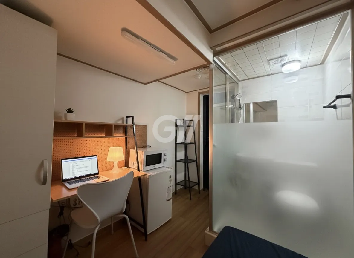 Premium Type D (Deposit 200,000 won) — photo 6 of 6
