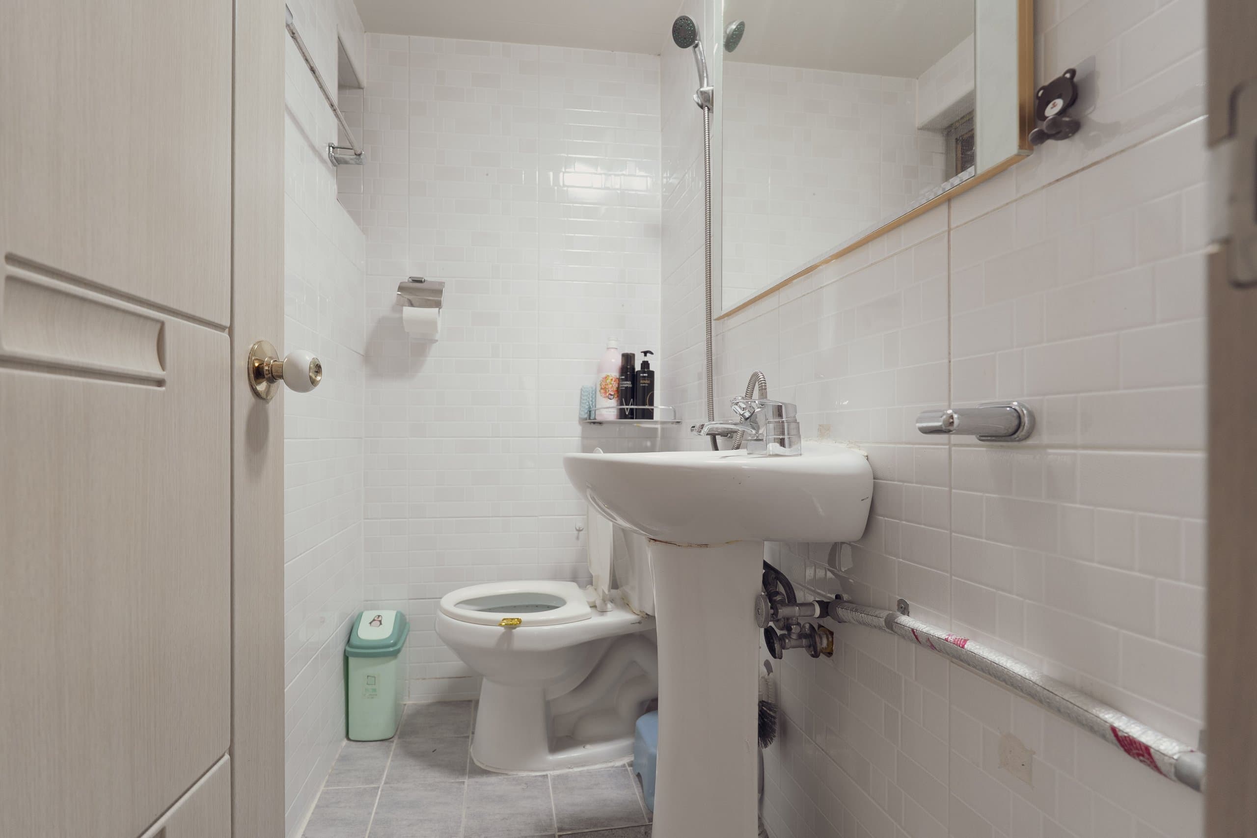 Fully Furnished Studio near Sari Station — photo 30 of 30