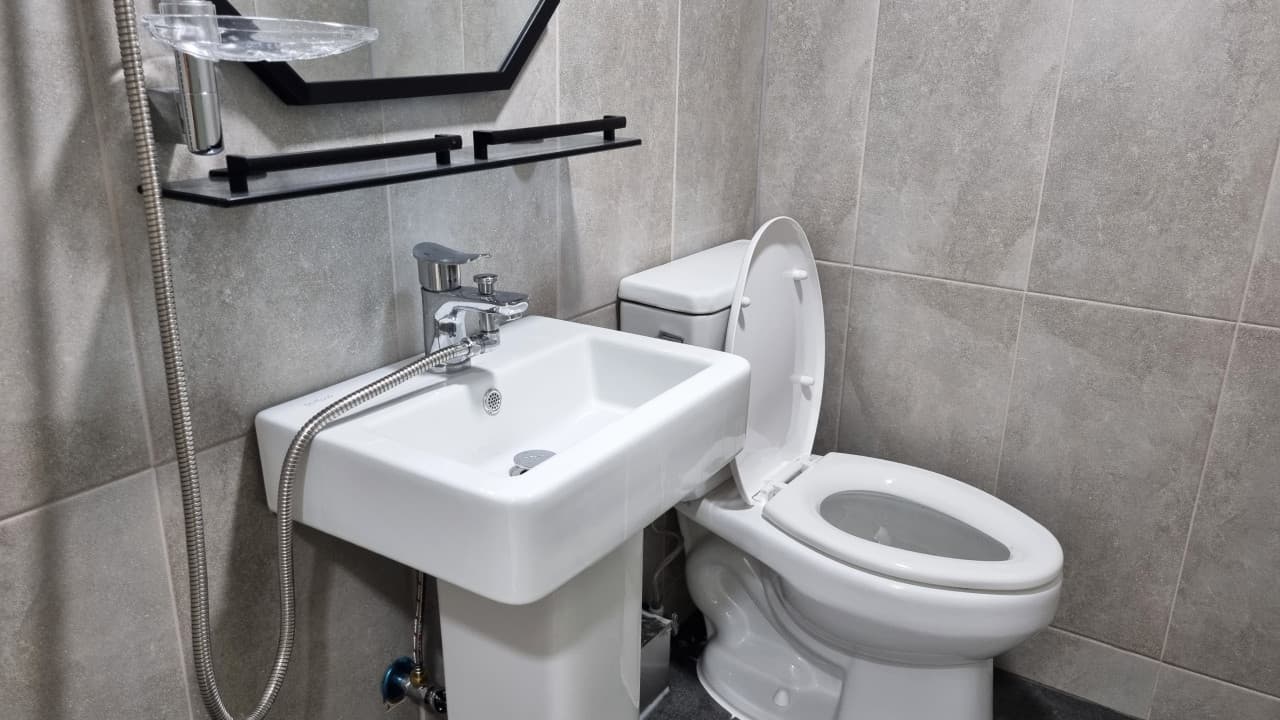 Premium Room (Deposit: 200,000 KRW) — photo 16 of 16
