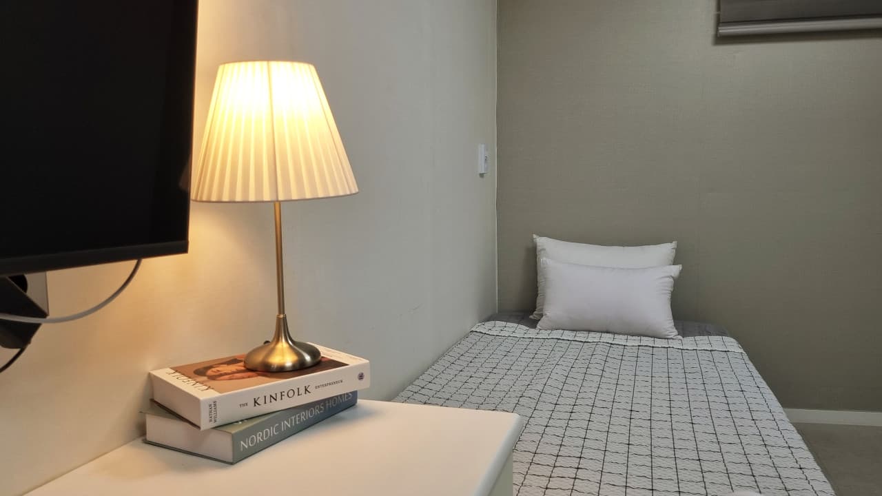 Mini Room (Deposit 200,000 won) — photo 1 of 3