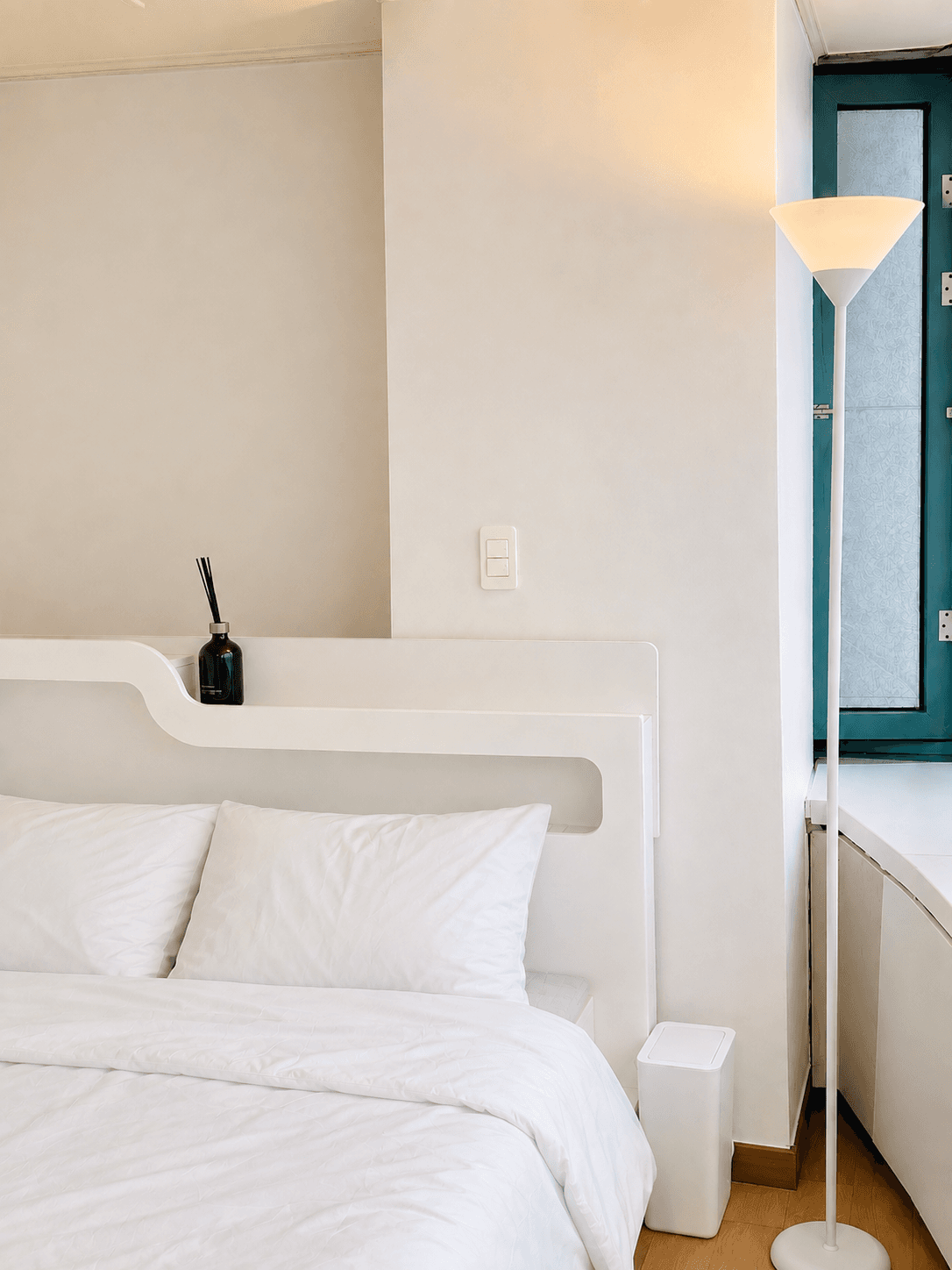 Mokdong City View 2BR Residence — photo 1 of 10