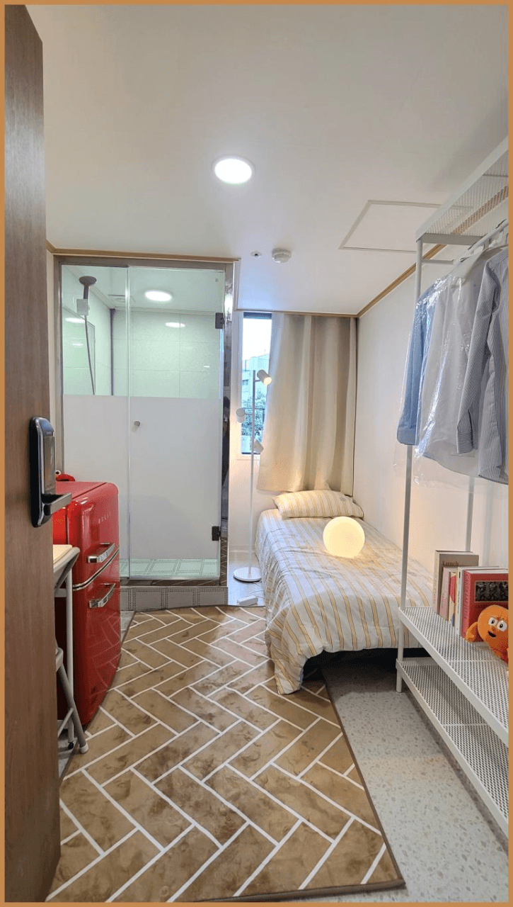 Deluxe B (Deposit 200,000 KRW) — photo 1 of 3