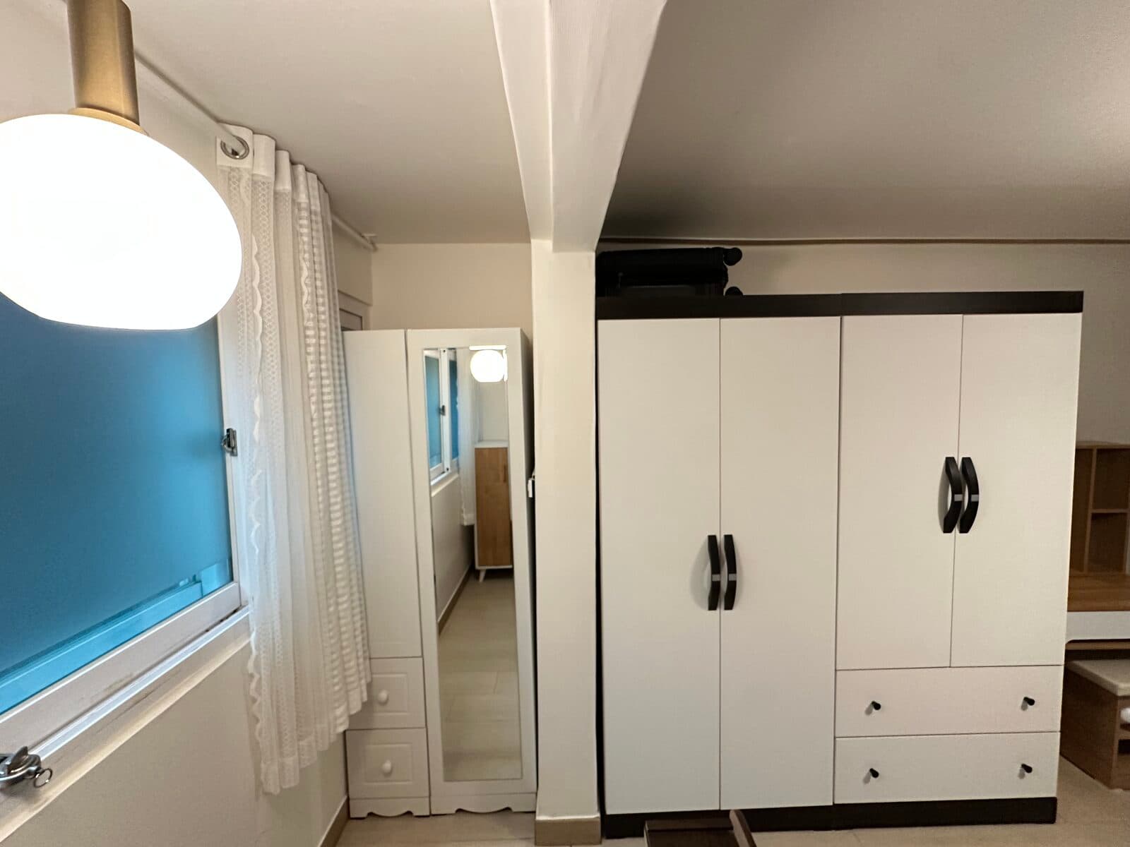 Large — photo 6 of 6