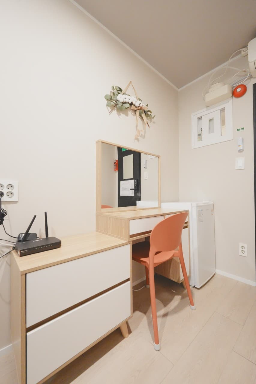 Comfort Room (Mini Room) - Deposit 200,000 Won — photo 3 of 3