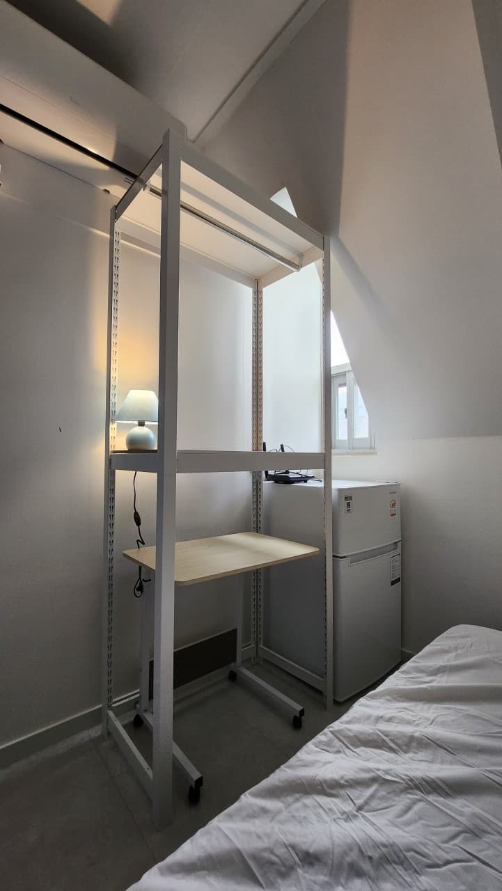 S Mini Room (Deposit 100,000 Won) — photo 5 of 5