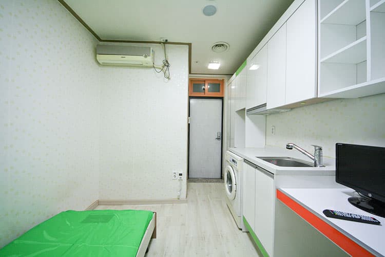 유니드 원룸텔 ( 안산시 단원구) — photo 1 of 15