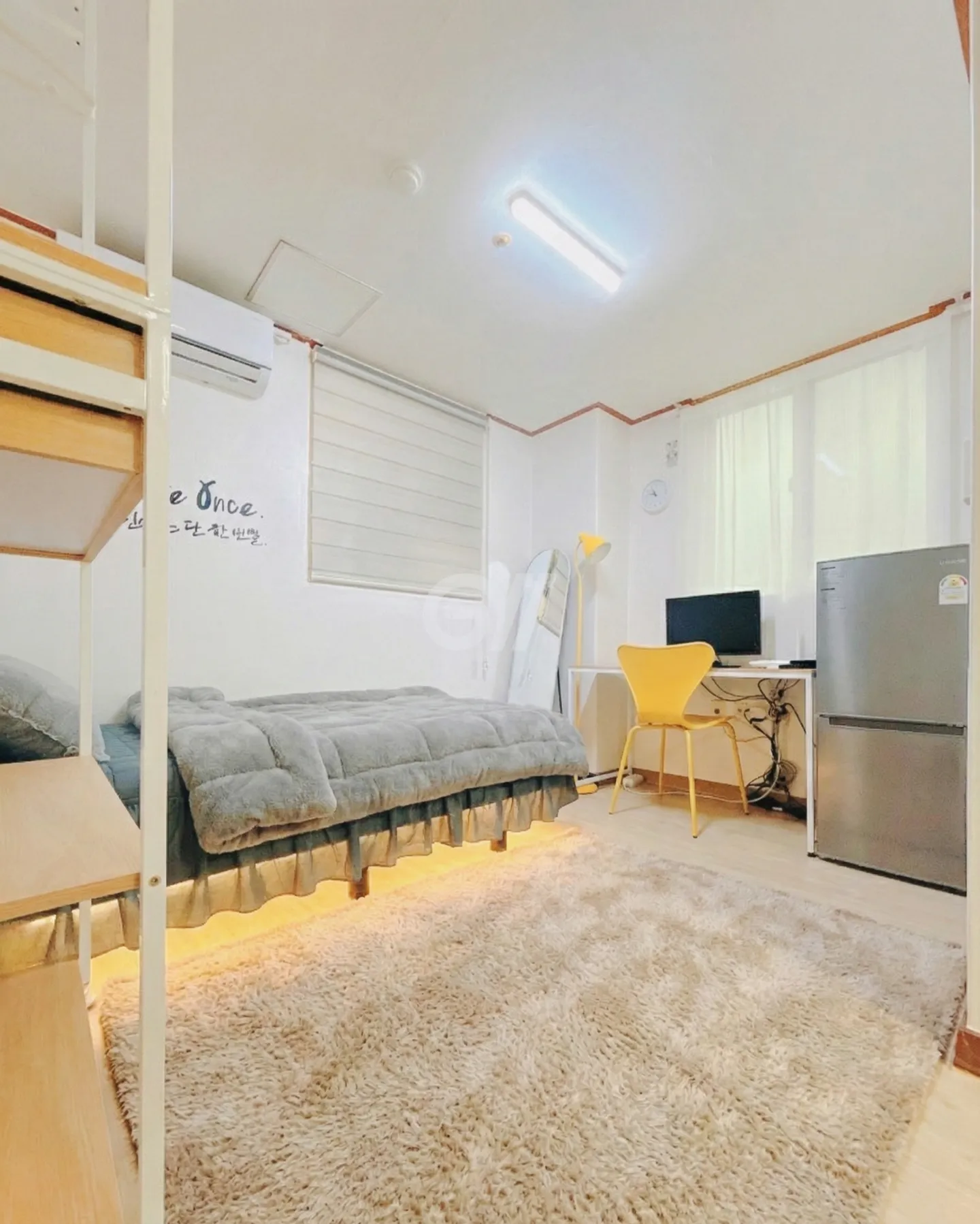 Outer Basic Room (Deposit: 100,000 KRW) — photo 2 of 3