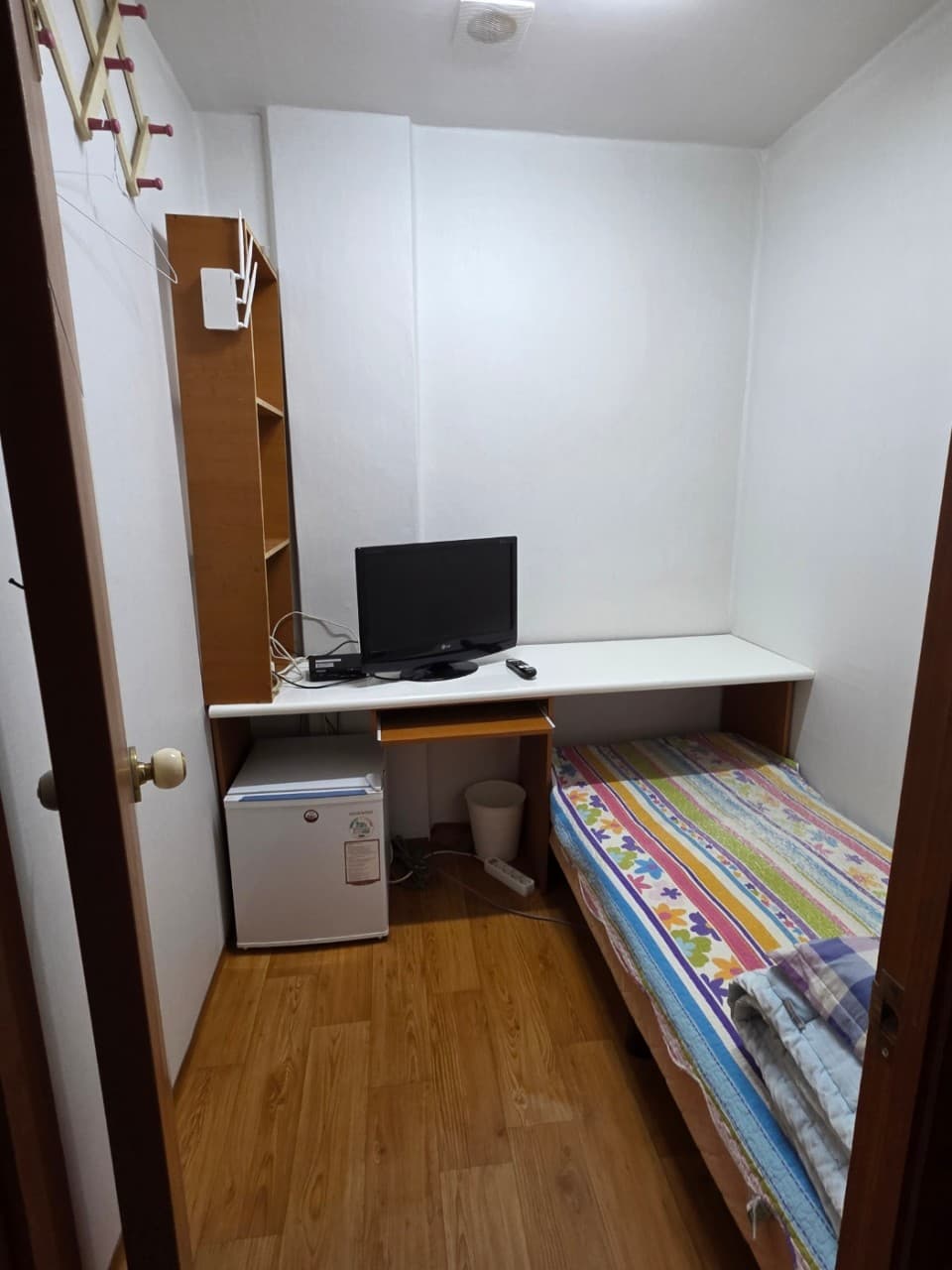 Mini Room (230,000–270,000 KRW/month) — photo 1 of 5