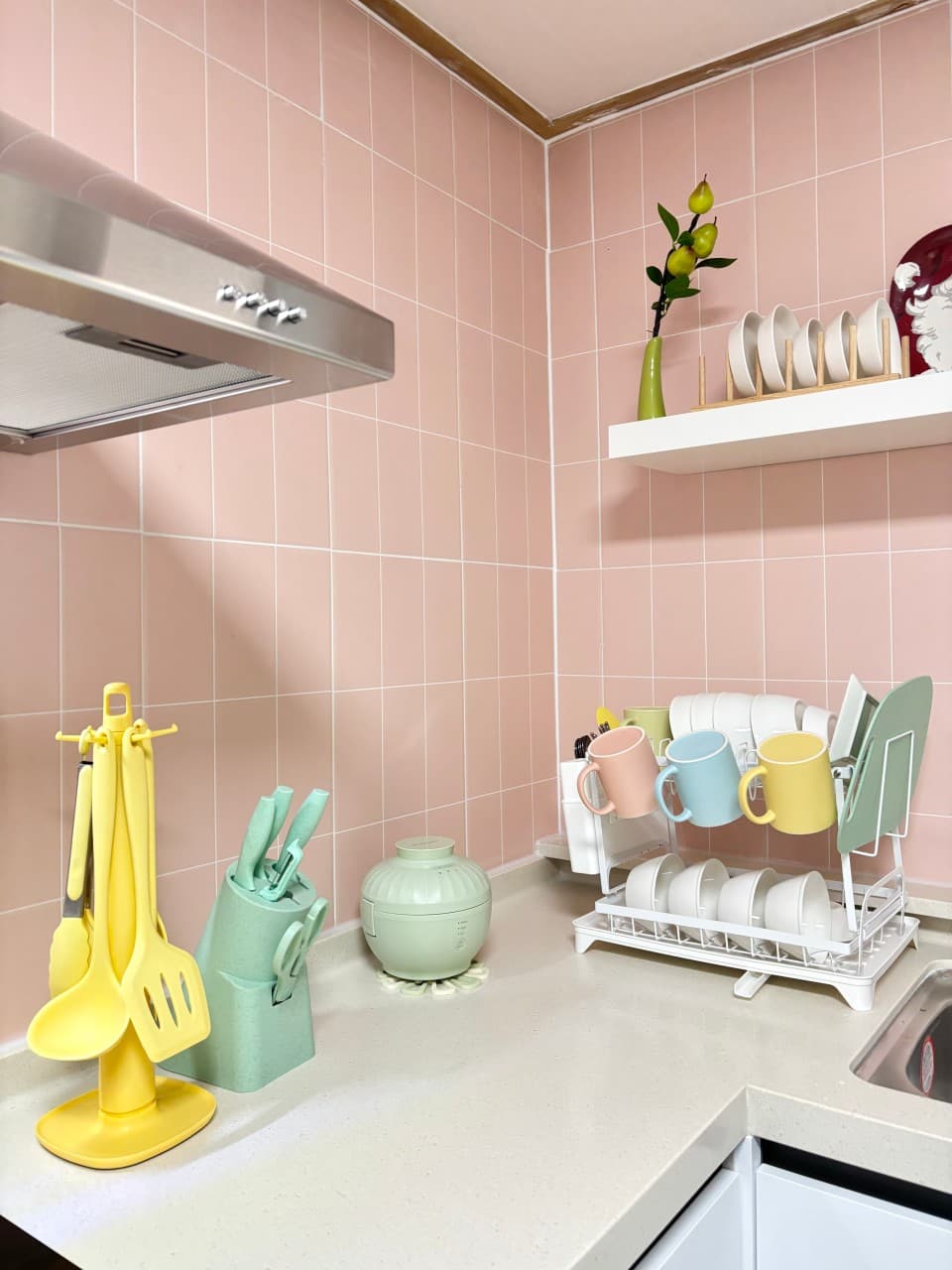 Cozy Single Room (Deposit 200,000 KRW) — photo 6 of 6