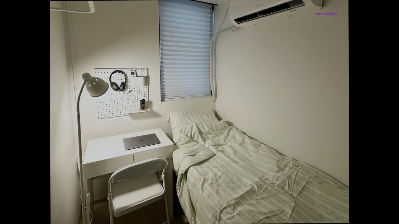 Window (Deposit 100,000 won) — photo 2 of 3