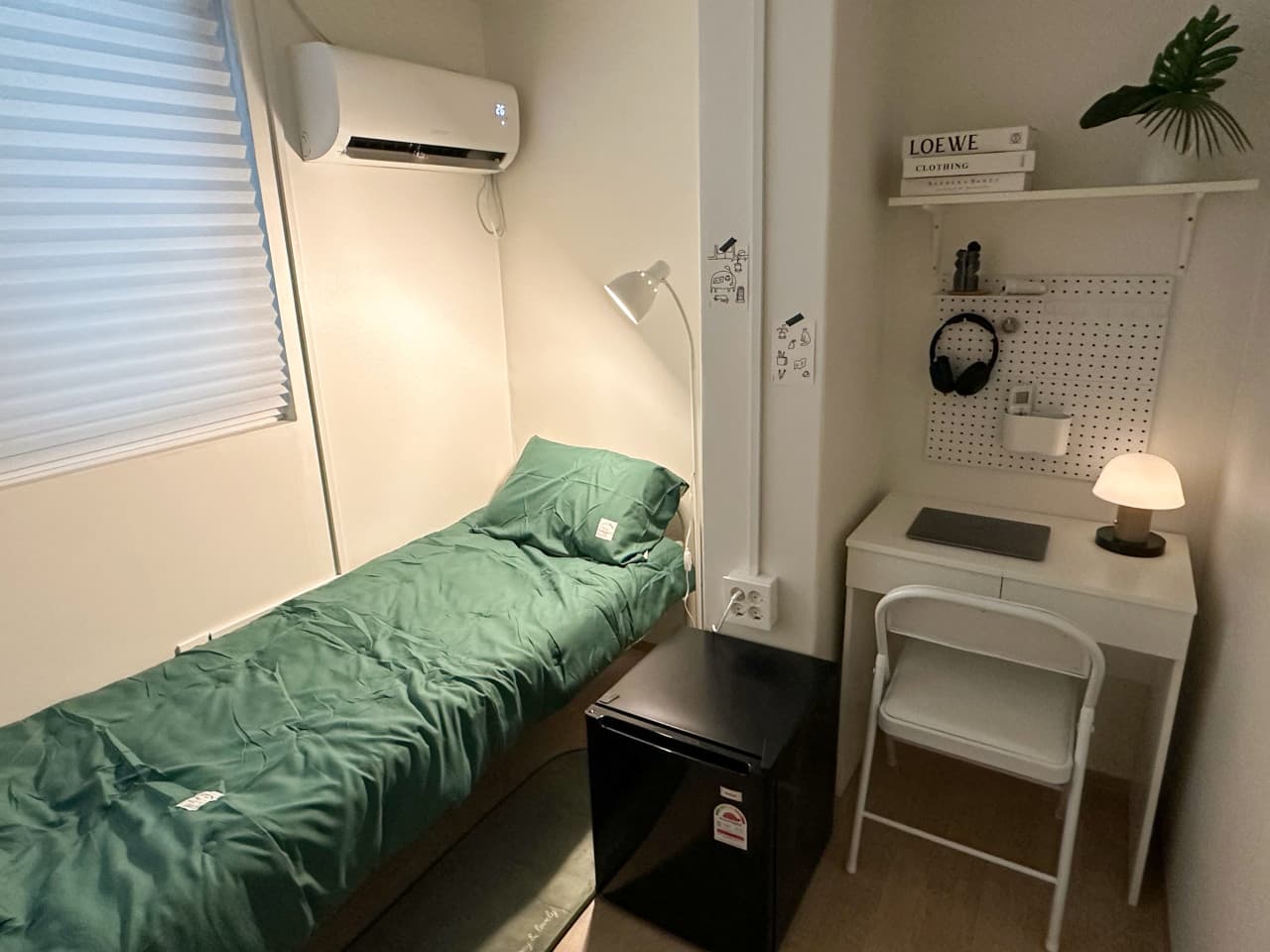Suite (Deposit 100,000 Won) — photo 1 of 3