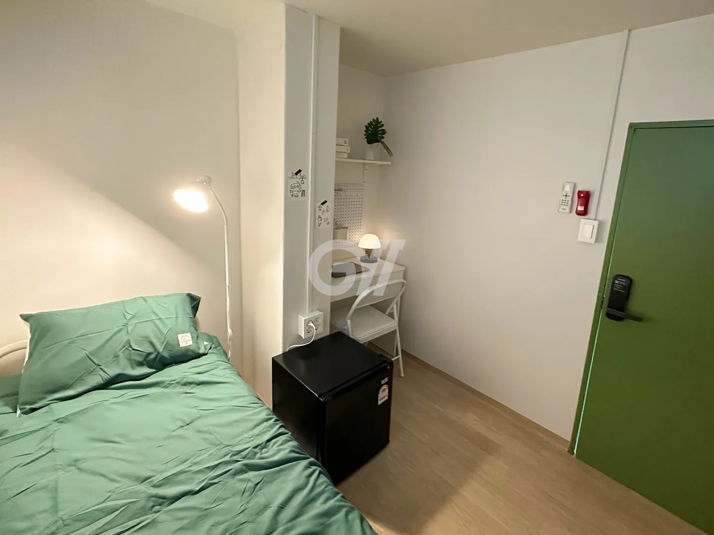 Suite (Deposit 100,000 Won) — photo 3 of 3
