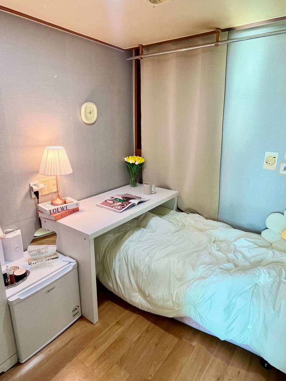Room B (Deposit 100,000 won) — photo 1 of 22