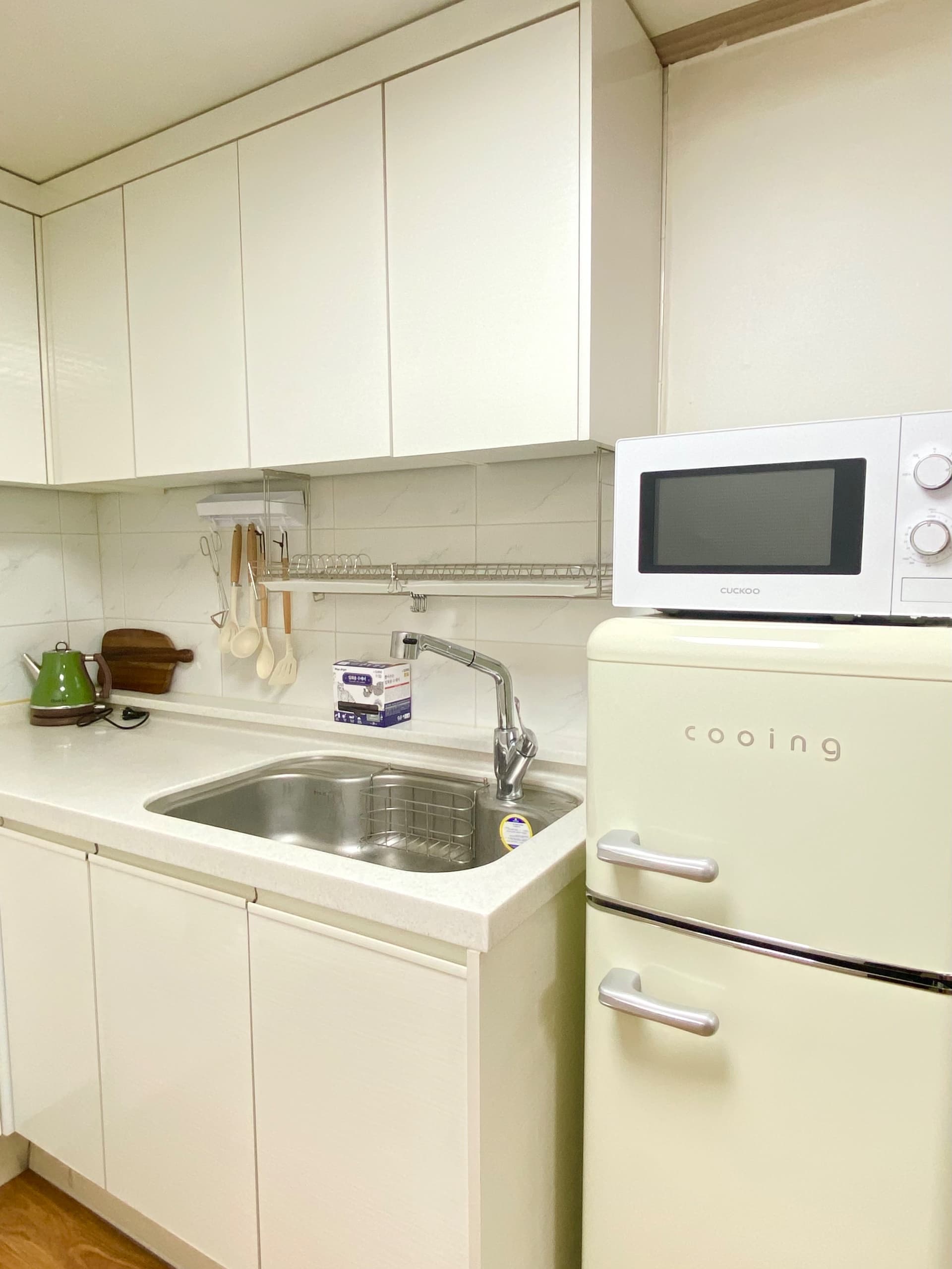 신논현역 Simple Stay — photo 2 of 2