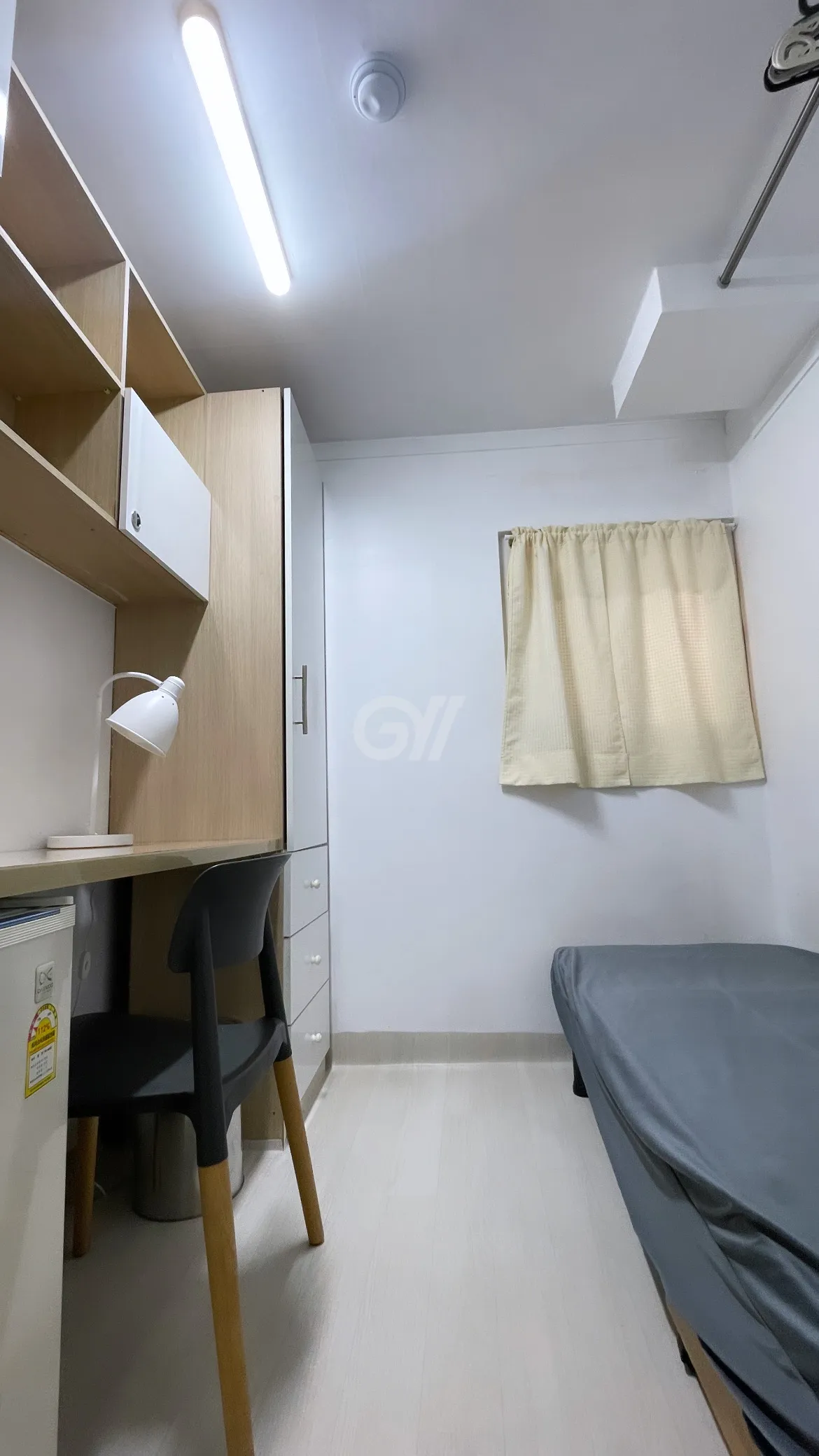 Mini Room with Exterior Window (Deposit 30,000 KRW) — photo 4 of 4