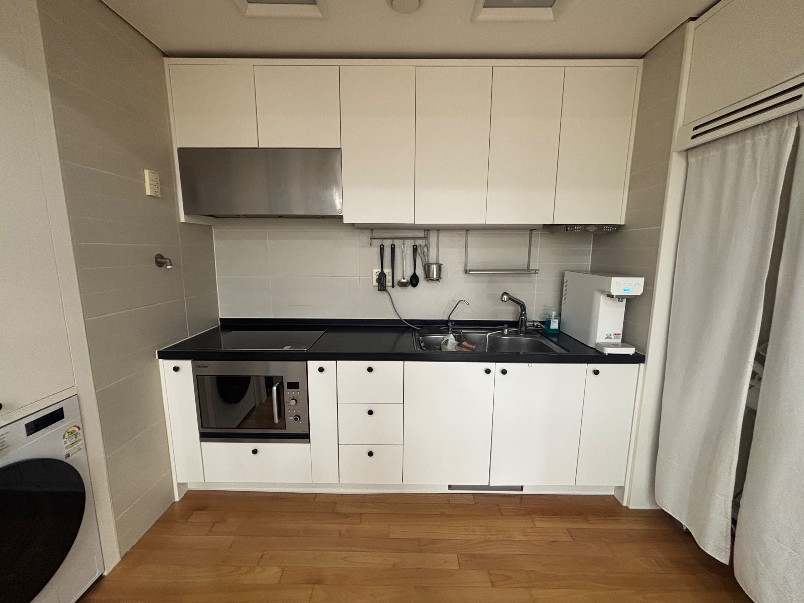 Songdo Fully Furnished Up to 4 Guests — photo 10 of 10