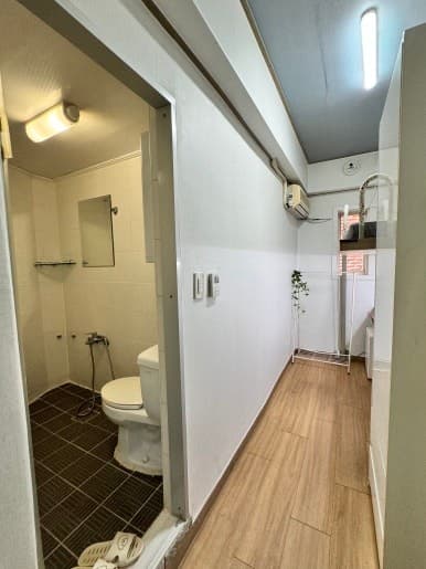 513 (Double Room) - Deposit 100,000 Won — photo 2 of 5