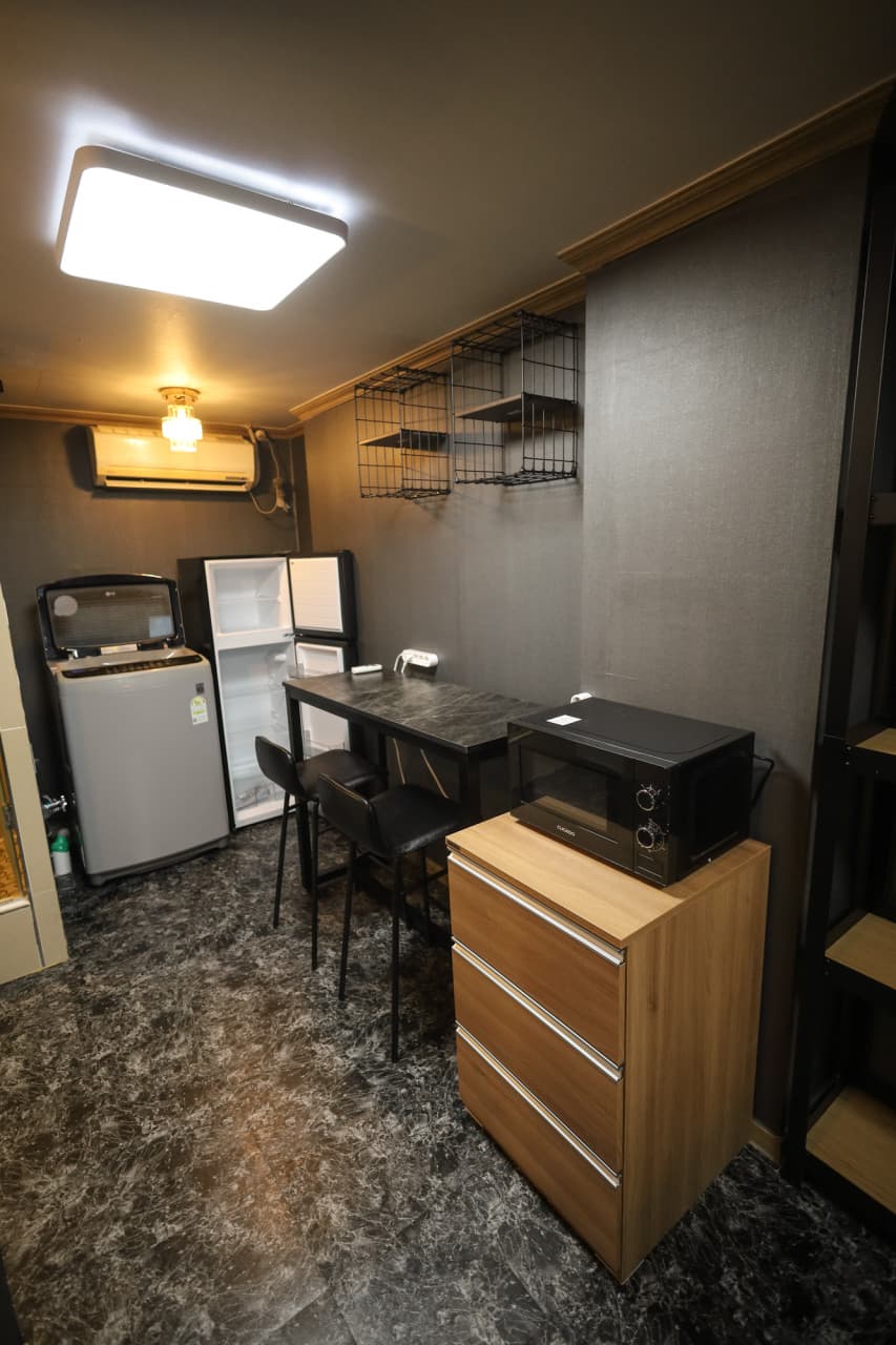 그린스테이 연신내 — photo 1 of 23