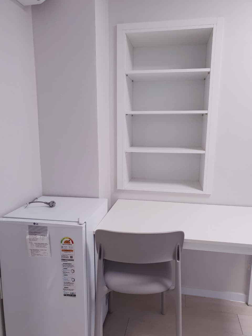 Mini Room B (Deposit 200,000 Won) — photo 3 of 3