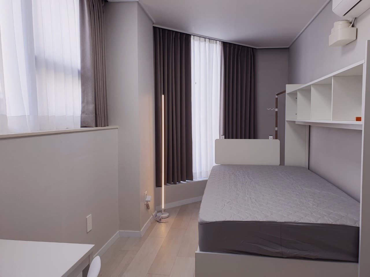 Mini Room D (Deposit 200,000 Won) — photo 1 of 4
