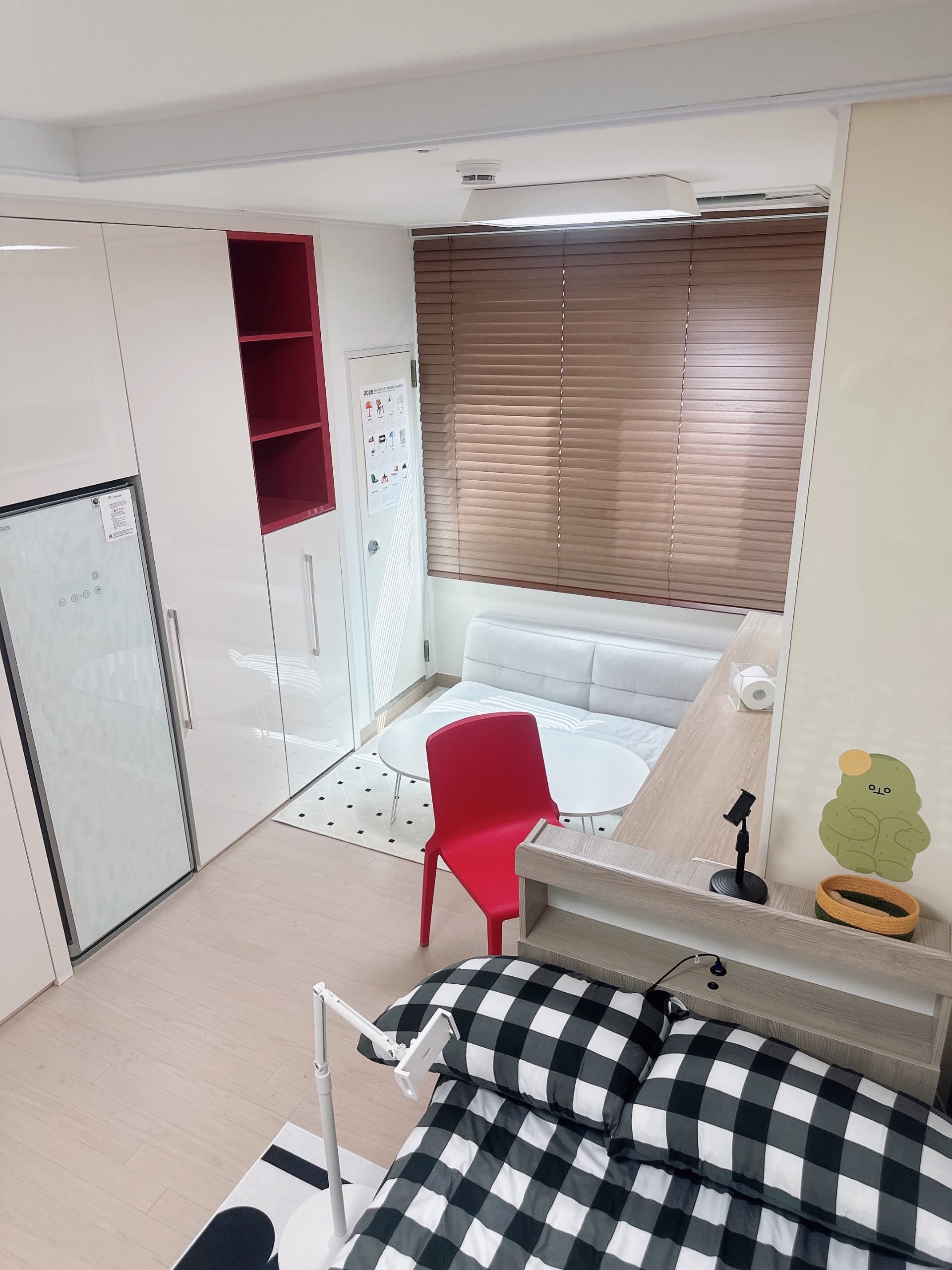 Lotte Castle Officetel, 3-Min Walk from Geumcheon-gu Office Station — photo 2 of 13