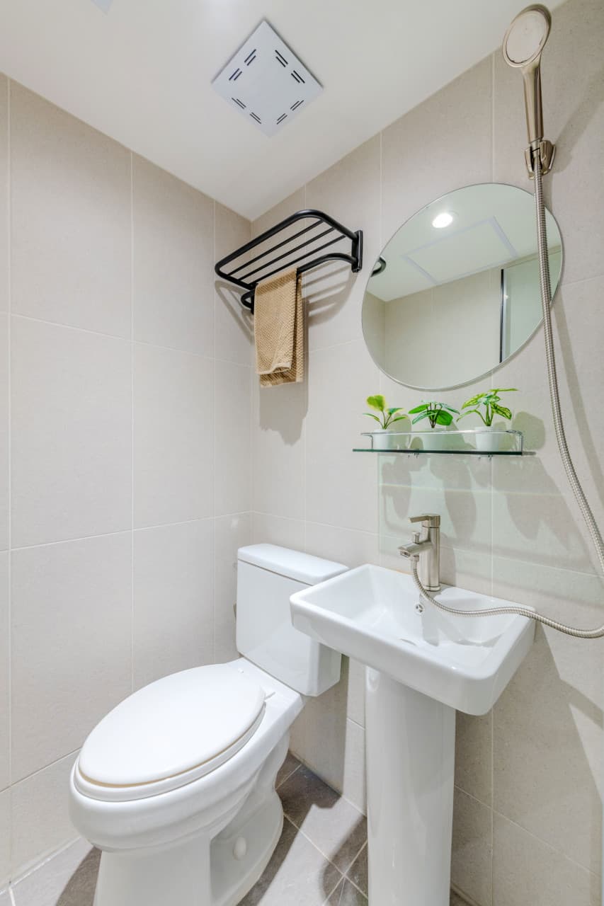 Room A (Deposit 500,000 KRW) — photo 5 of 5