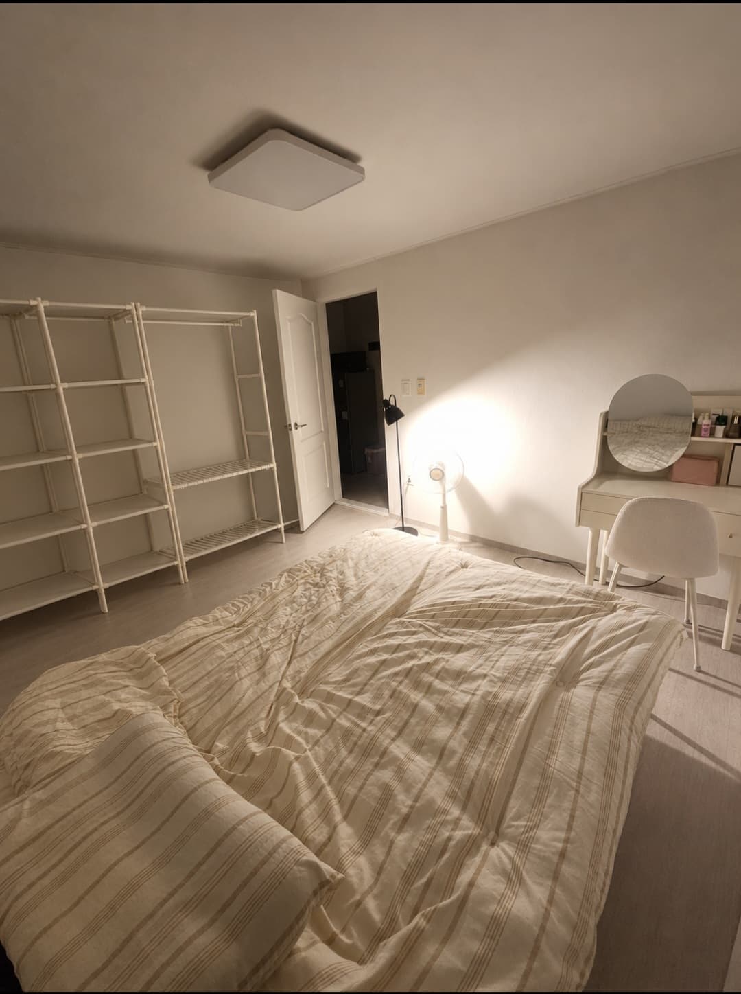 3-Room House 7 Minutes from Hapjeong Station
