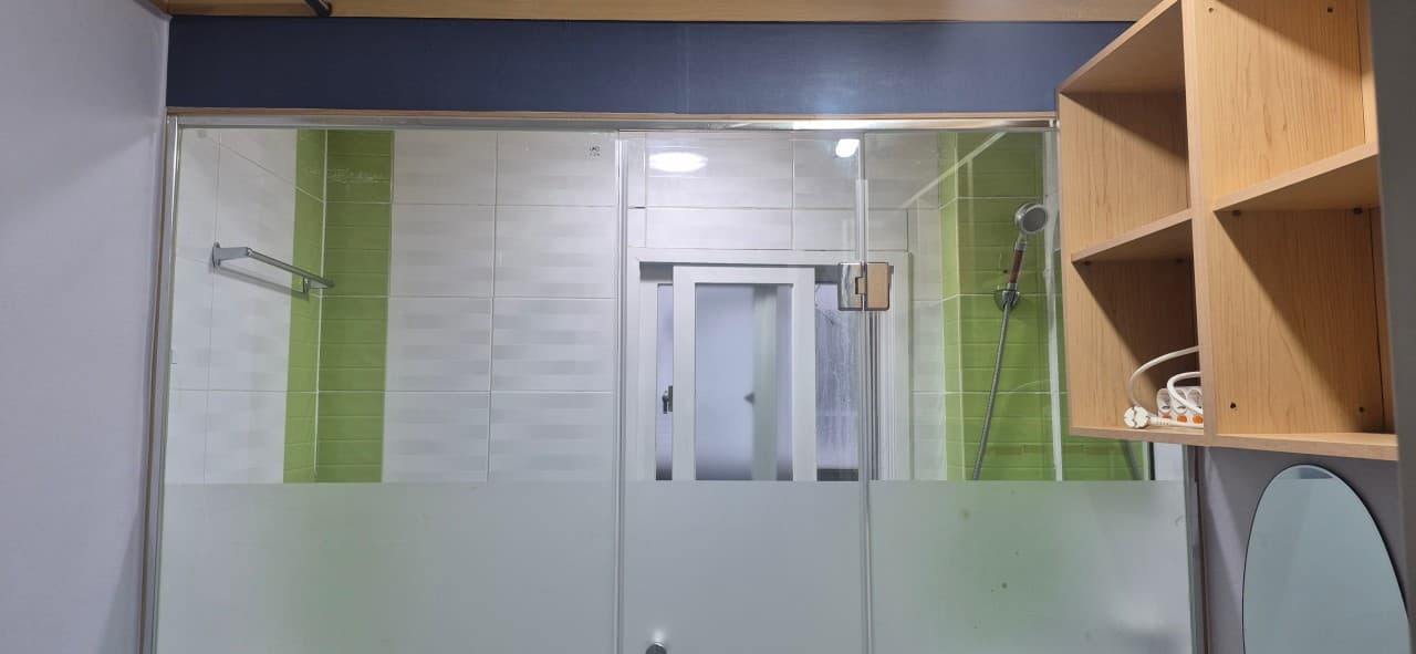 Studio (Deposit: 100,000 won) — photo 2 of 3