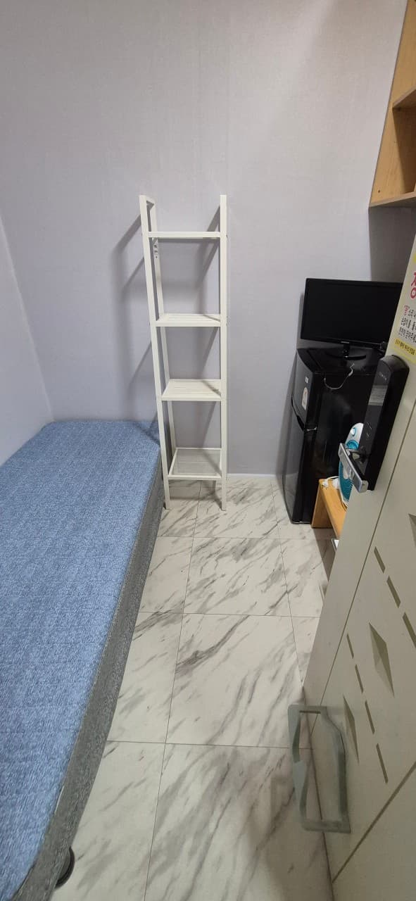 Mini Room (Deposit 100,000 Won) — photo 4 of 4