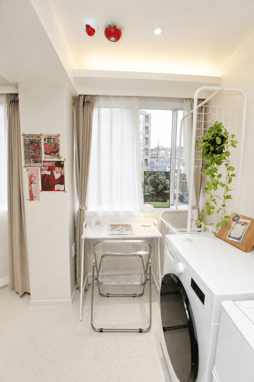Women-Only Floor Room (Deposit 100,000 won) — photo 1 of 10