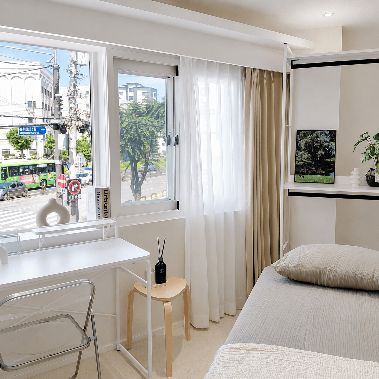 Women-Only Floor Room (Deposit 100,000 won) — photo 2 of 10