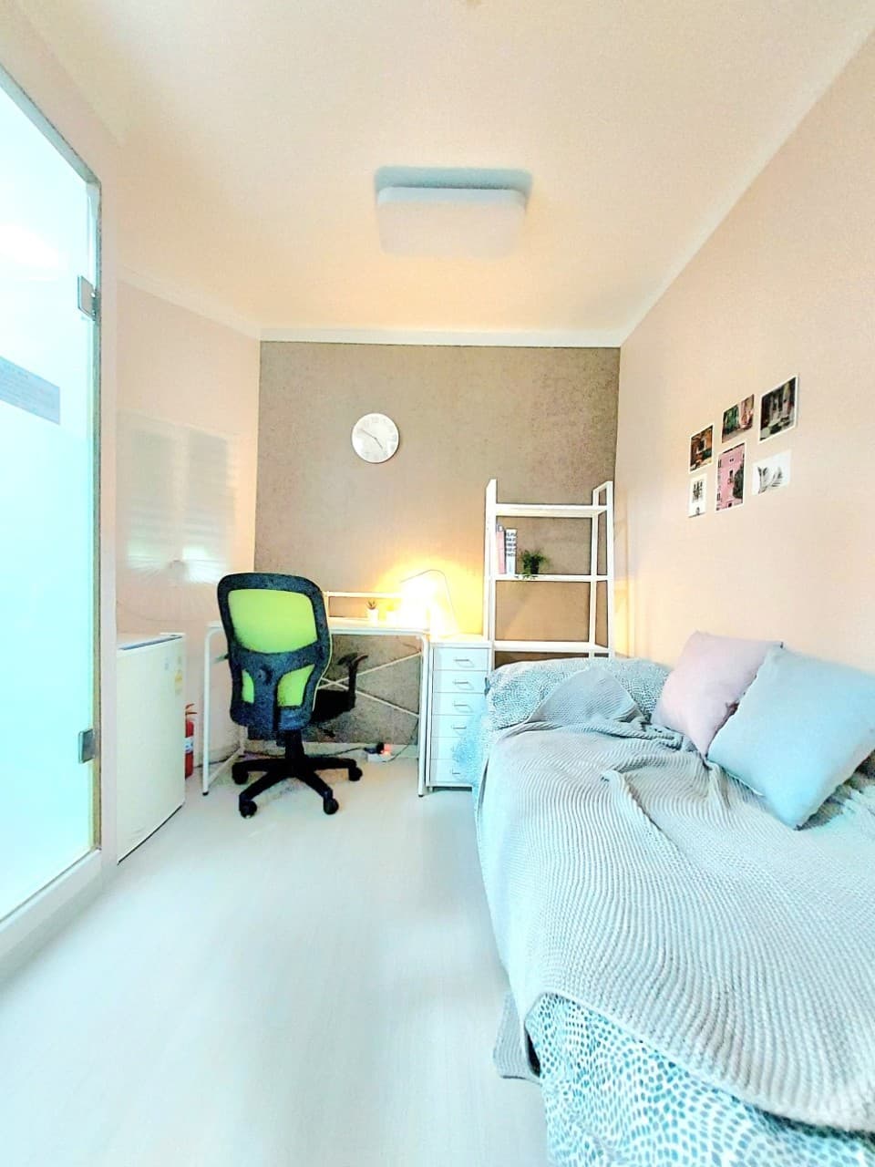 Room 313, 304, 207, 306, 301, Studio Type (Deposit 100,000 won) — photo 1 of 12