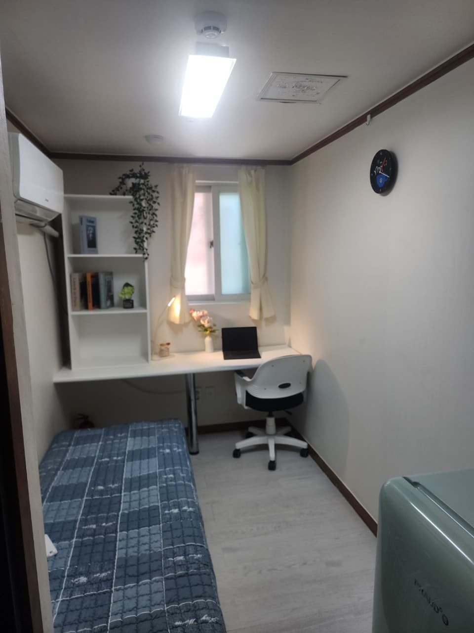 Standard Mini Room (Deposit 100,000 won) — photo 13 of 13