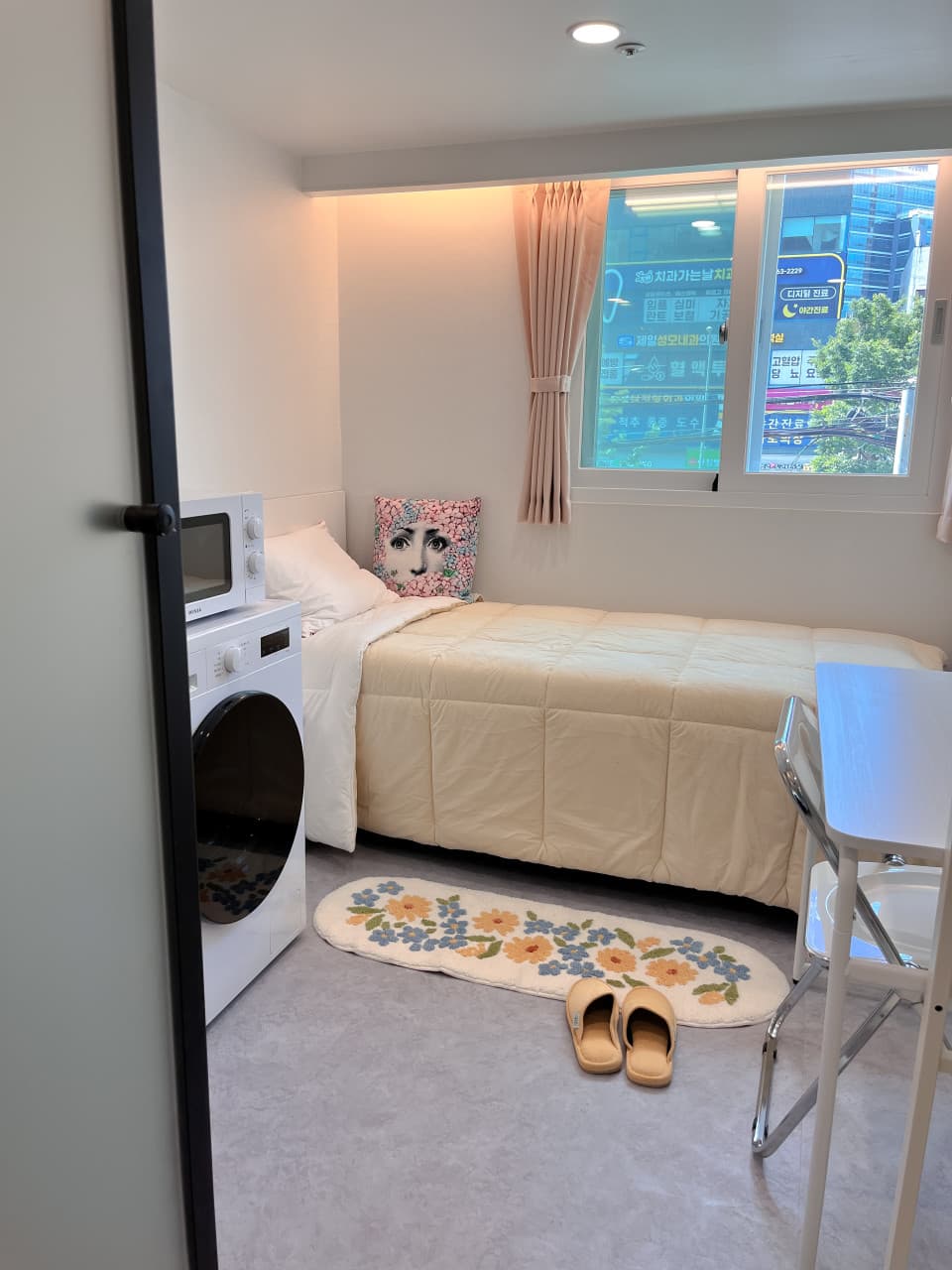 Standard Room A (Deposit: 200,000 won) — photo 2 of 10