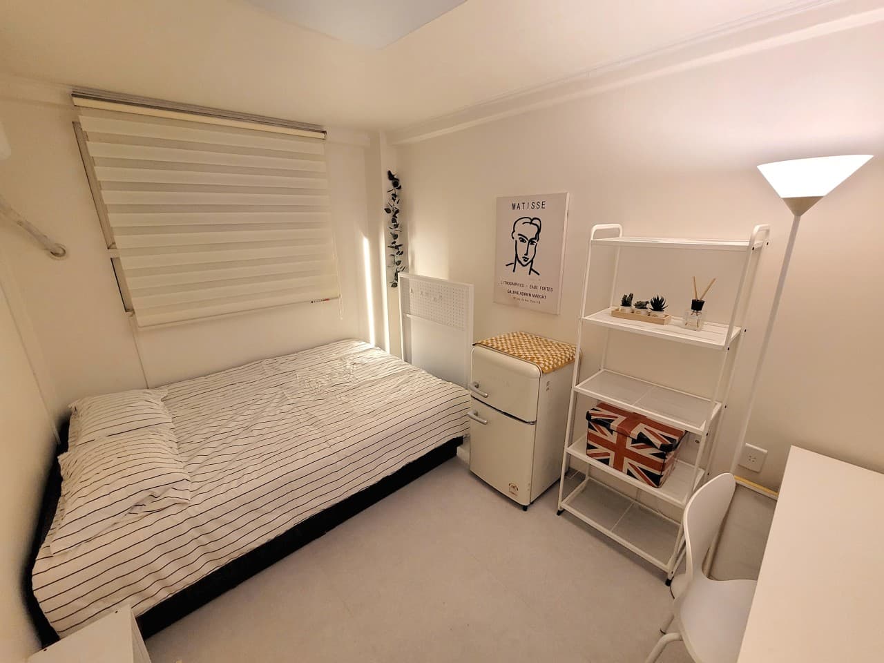 Premium Single Room (Deposit 100,000 KRW) — photo 1 of 3