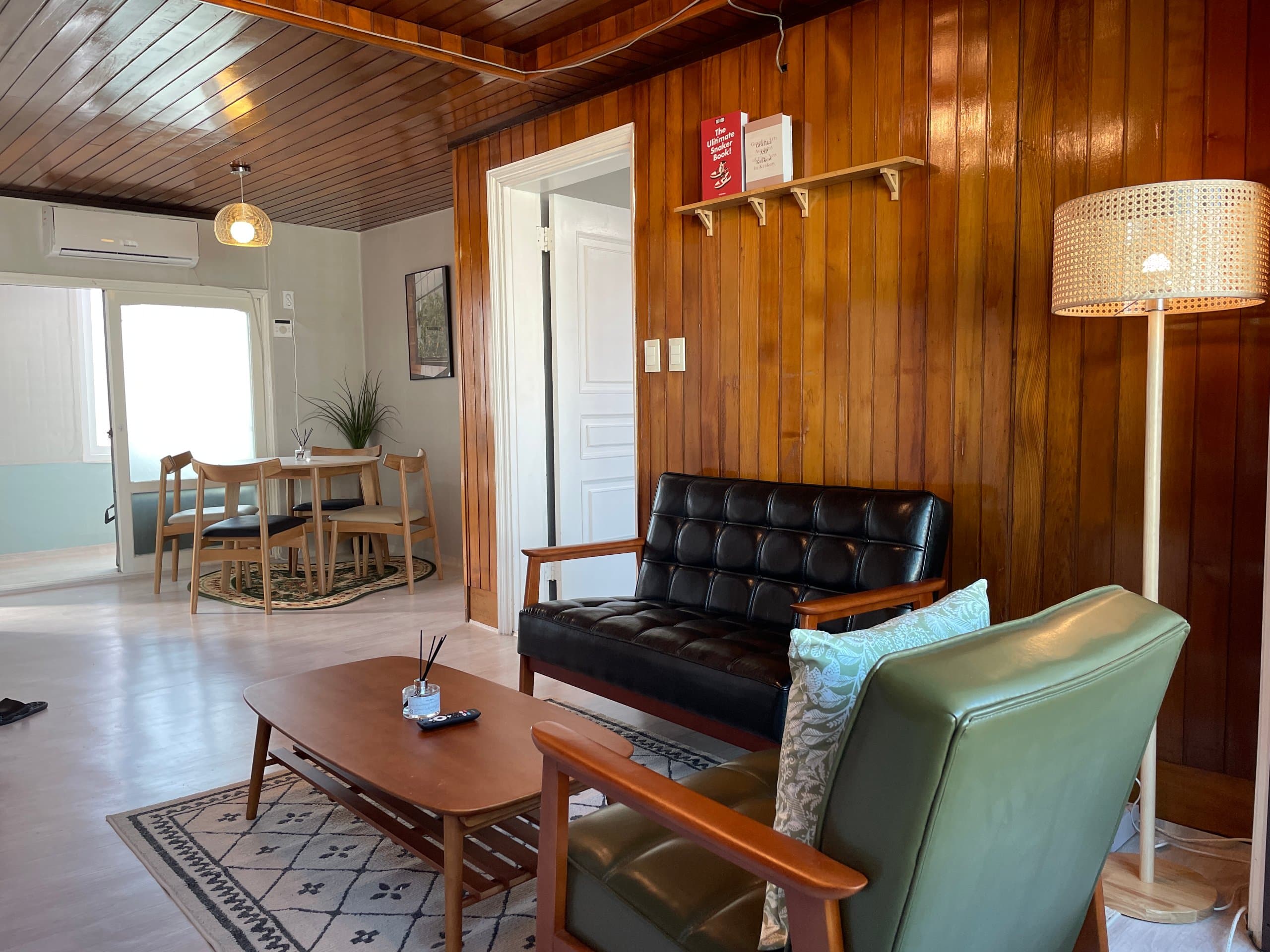 3 Rooms 4 Beds — photo 2 of 13