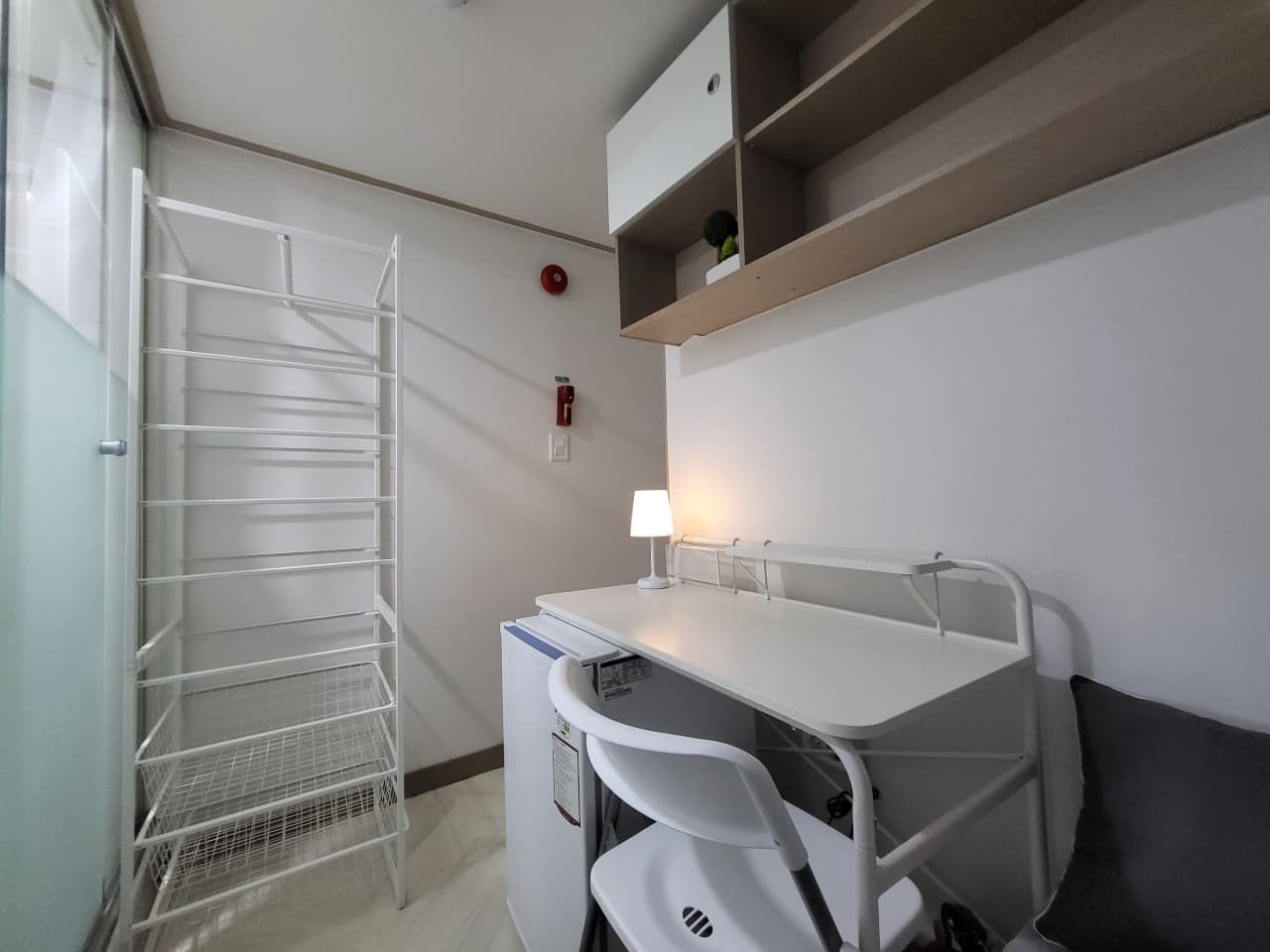 Room C (Deposit 100,000 Won) — photo 1 of 3