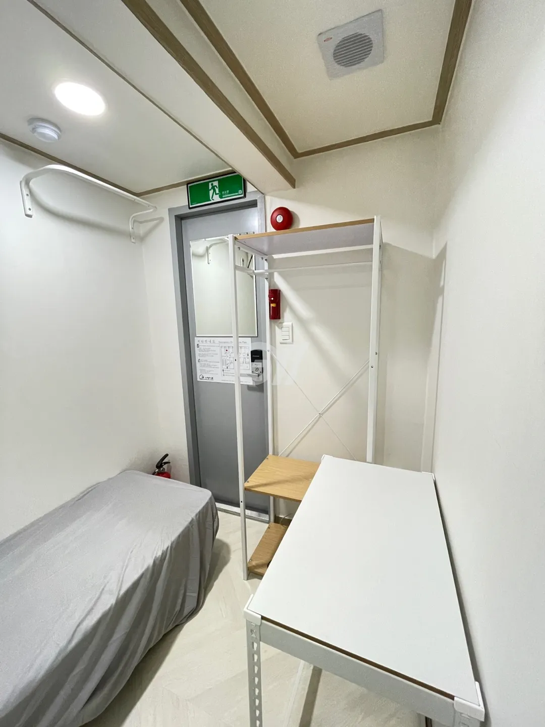 Type D Room (Deposit 100,000 KRW) — photo 3 of 3