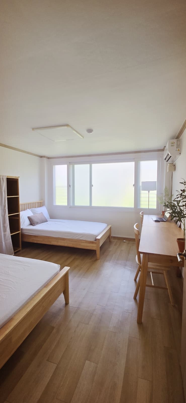 Hongdae Yeonnam Spacious 3-Room